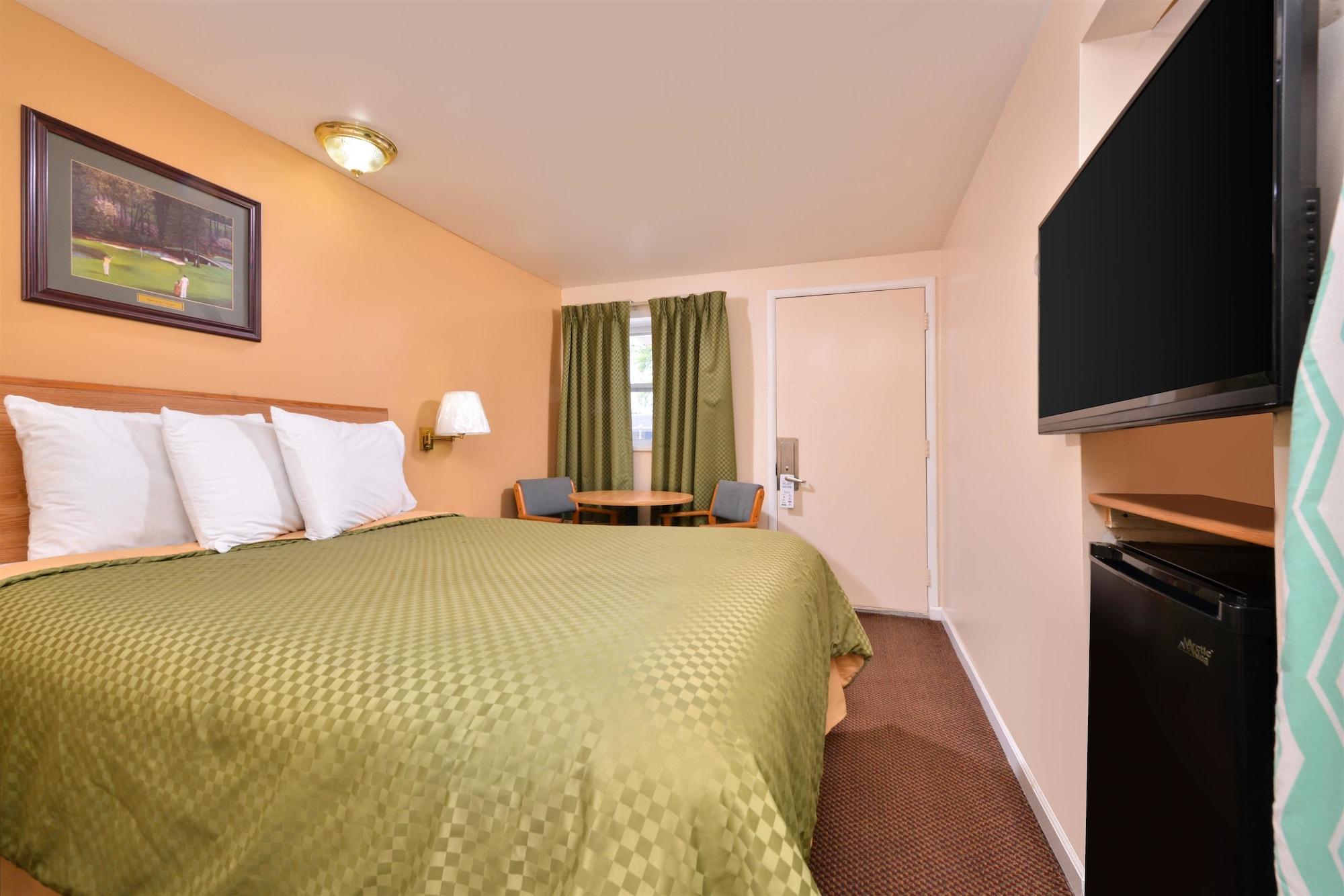 Americas Best Value Inn Jonesville/Hillsdale Exterior photo