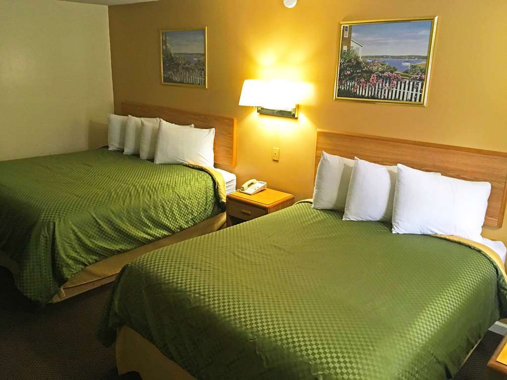Americas Best Value Inn Jonesville/Hillsdale Room photo